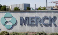US Spending $1.2 Billion on Merck's COVID-19 Treatment Is a 'Waste of Taxpayers' Money': Doctor