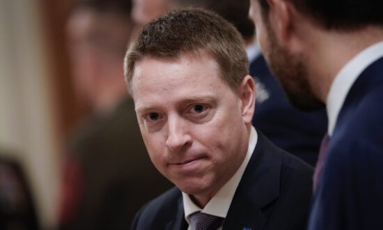 Don’t Fall for China’s ‘Negotiation Traps’: Former Trump Advisor