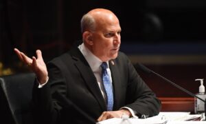 2 Republican Lawmakers Face $5,000 Fine for Bypassing Metal Detectors