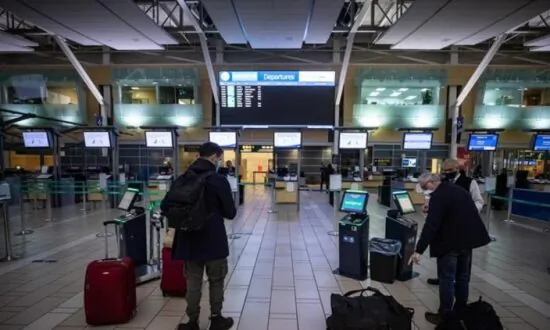 Ottawa Lays out Criteria for Quarantine Hotels as It Inches Toward New Travel Rules