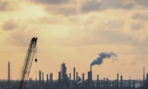 Americans Disagree With New Oil and Gas Policies: Survey