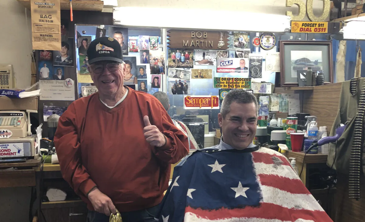 Bob Martin (L), owner of Stag Barber & Styling in Snohomish, Wash., on Feb. 2, 2021. (Echo Liu/The Epoch Times)
