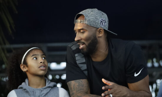 Federal Investigators Reveal Cause of Chopper Crash That Killed Kobe Bryant, Daughter, 7 Others