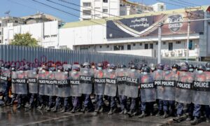 Burma Junta Cracks Down on Crowds Defying Protest Ban