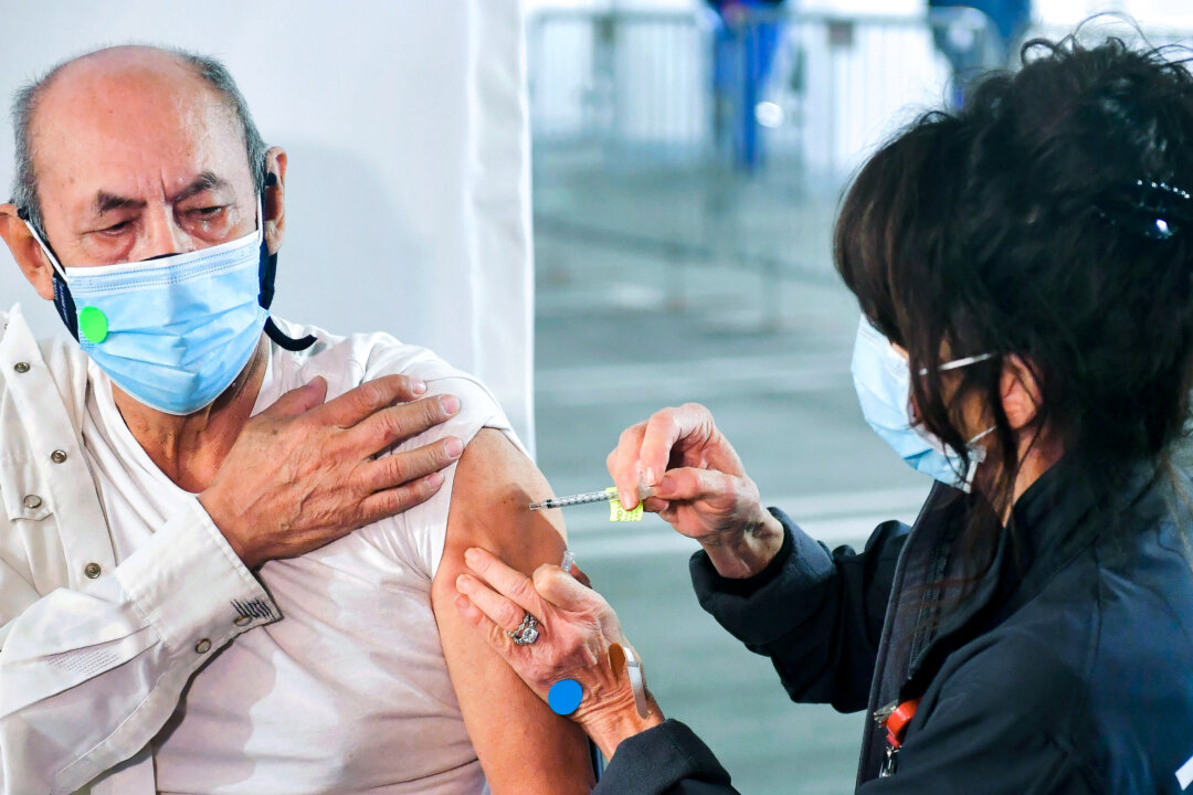 Deaths of Elderly Who Recovered From COVID-19, but Died After Vaccine, Raise Questions