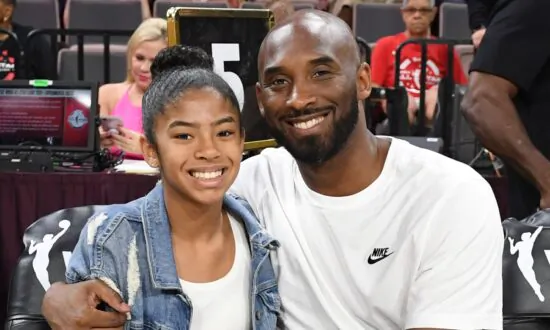 Pilot Felt Pressure to Fly Kobe Bryant to Game: NTSB Report