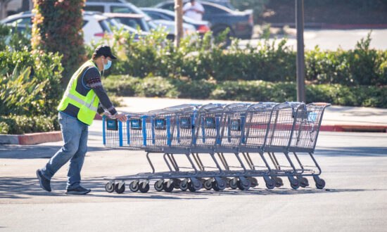 Irvine City Council Backs Proposal for ‘Hero Pay’ Wage Hikes at Grocery Stores