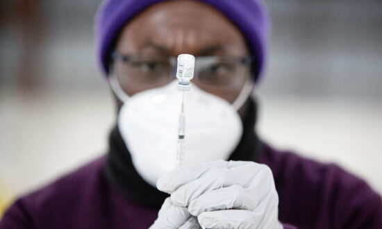 Fully Vaccinated People Do Not Have to Quarantine After Being Exposed to COVID-19: CDC