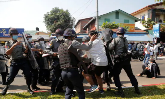 Advocacy Group Claims Chinese State-Owned Companies Supply Arms to Burma’s Military