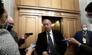 Graham Says He Plans to Meet With Trump to Discuss GOP's Future
