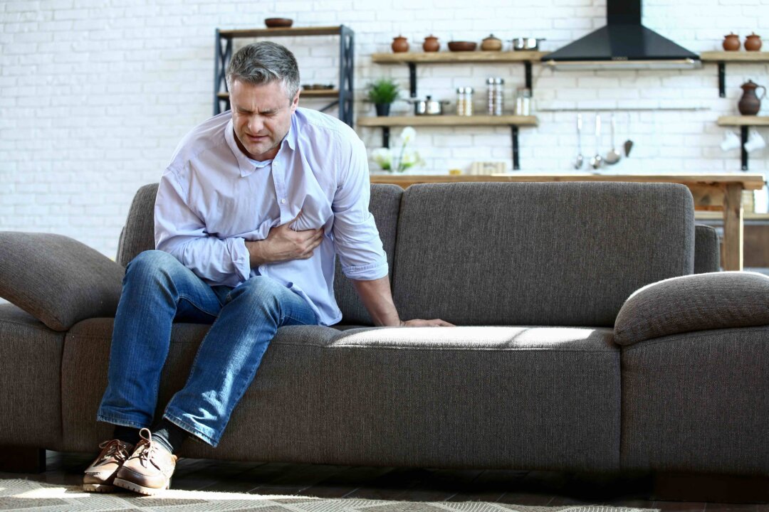 Cardiovascular disease is
responsible for nearly 18
million deaths each year
and is the No. 1 cause of
death globally. (Pixel-Shot/Shutterstock)