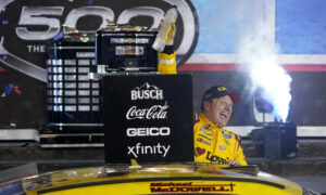McDowell Beats 100-1 Odds for Upset Daytona 500 Victory