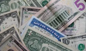 Quiz: Are You a Savvy Saver? (Financial Literacy)