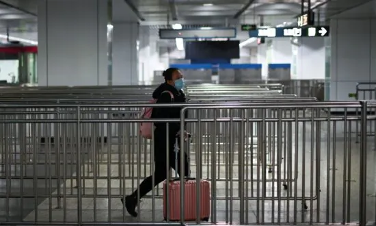 101 Subway Stations Closed in Beijing Due to New Outbreak of COVID-19