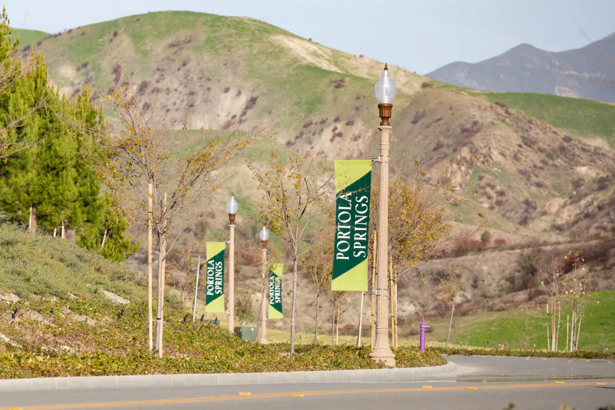 New construction moves forward in the Portola Springs neighborhood of Irvine, Calif., on Feb. 16, 2021. (John Fredricks/The Epoch Times)