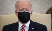 Biden Speaks to Texas Governor as Federal Government Helps With Storm Response
