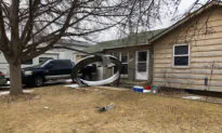 Debris Falls From Plane During Emergency Landing Near Denver