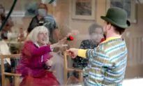 UK Allows Outdoor Family Visits for Care Home Residents as COVID-19 Rules Ease