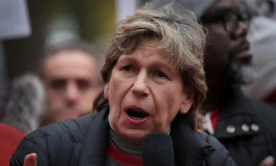 Teachers’ Union Head Defends Teaching of ‘1619 Project,’ Critical Race Theory in Schools