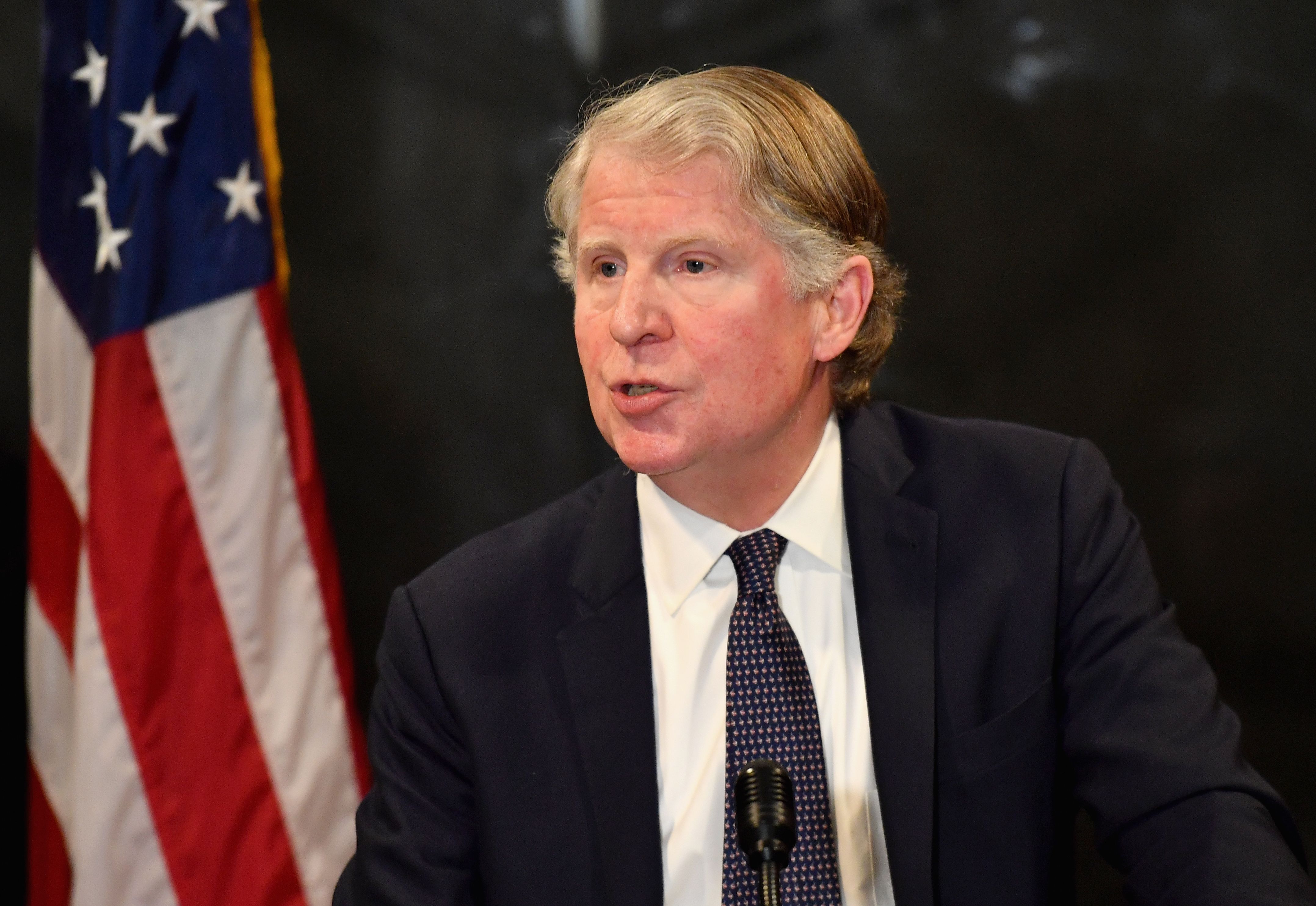 Manhattan DA Leading Trump Investigation Announces Intention to Leave Office - Vimarsana News