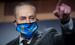 Schumer Calls for Democratic ‘Unity’ Amid Wage Hike Debate