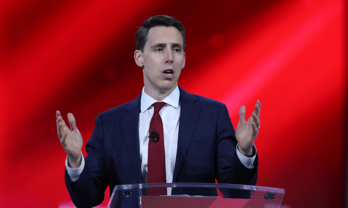 Sen. Josh Hawley (R-Mo.) addresses the Conservative Political Action Conference (CPAC) held in the Hyatt Regency in Orlando, Fla., on Feb. 26, 2021. (Joe Raedle/Getty Images)