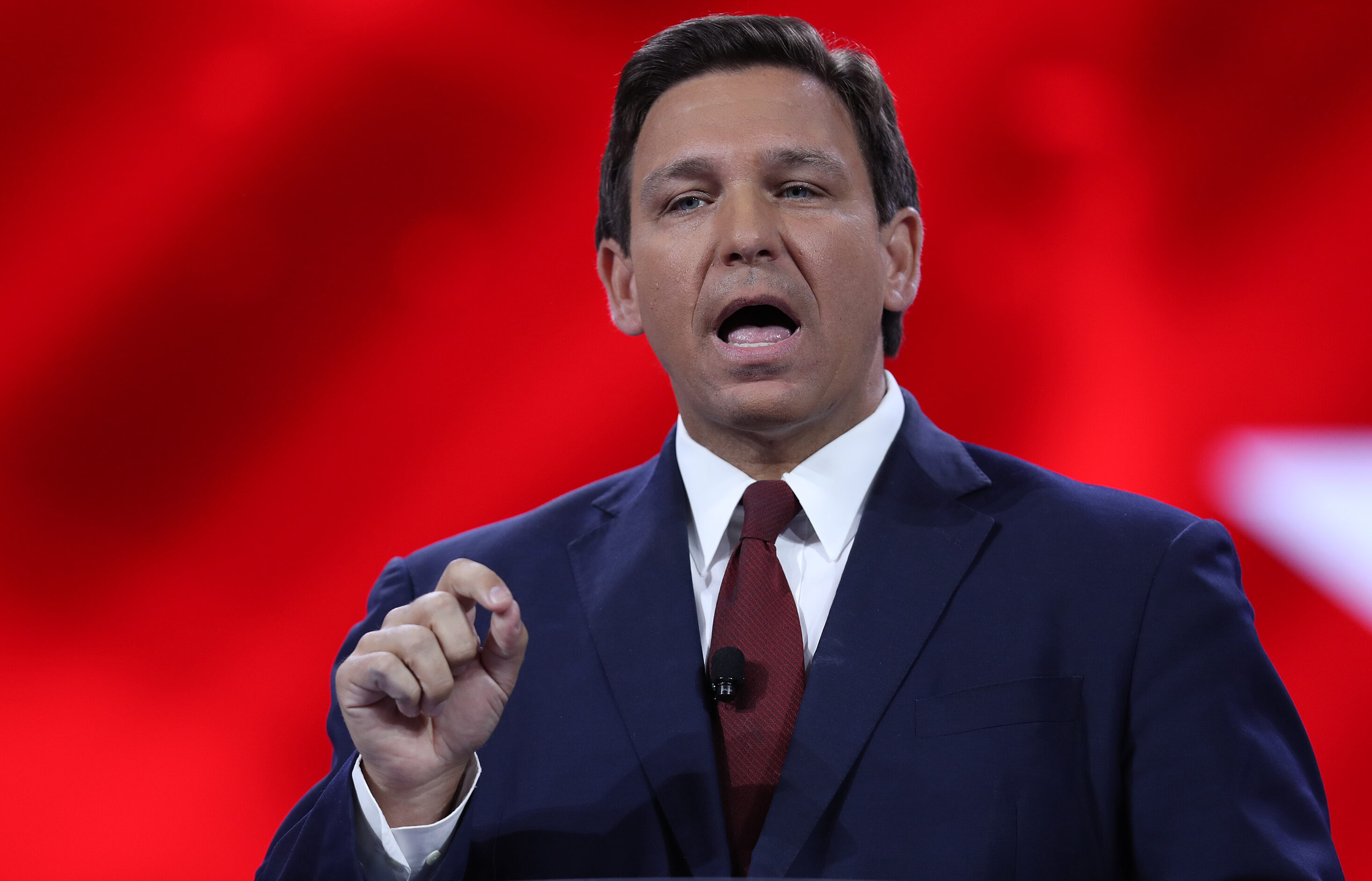 Florida Gov. DeSantis Cancels All CCP Virus Fines Issued by Local Officials - Vimarsana News