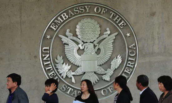 US Continues Visa Restrictions for Students From China’s Military-Affiliated Universities