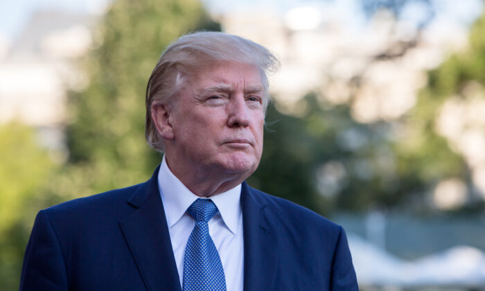 President Donald Trump arrives on the South Lawn of the White House in Washington on Sept. 24, 2017. (Samira Bouaou/The Epoch Times)