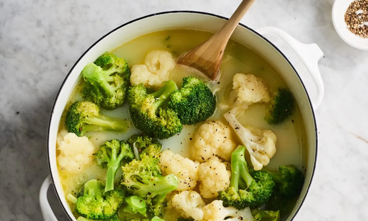A garlicky butter bath will transform basic broccoli and cauliflower. (Joe Lingeman/TNS)