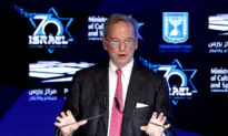 Former Google CEO Slams US’ ‘Pathetic’ Performance in 5G Race, Leaving America ‘Well Behind’ China