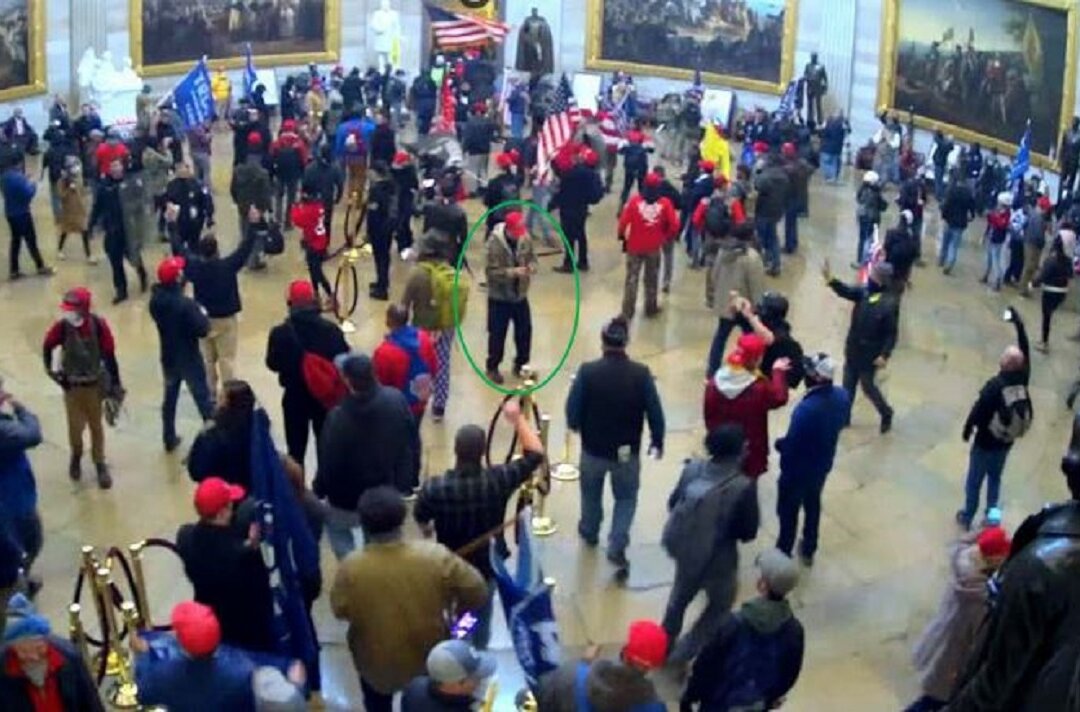 Undercover FBI Agent Infiltrated Militia Group That Surveilled Capitol: Filing