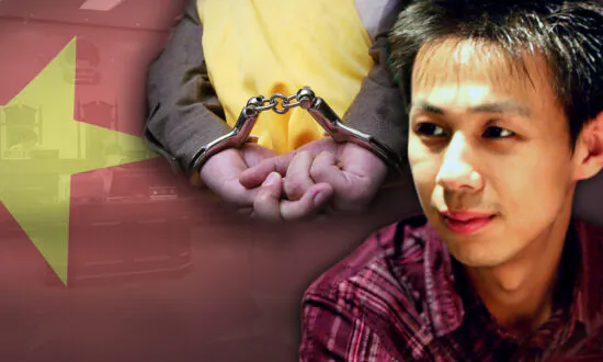China Insider: Social Media Celebrity Forced to Confess on TV