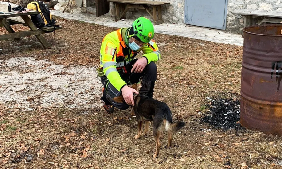 (Courtesy of Soccorso Alpino e Speleologico Friuli Venezia Giulia - CNSAS)