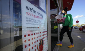 US Adds a Strong 379,000 Jobs in Hopeful Sign for Economy