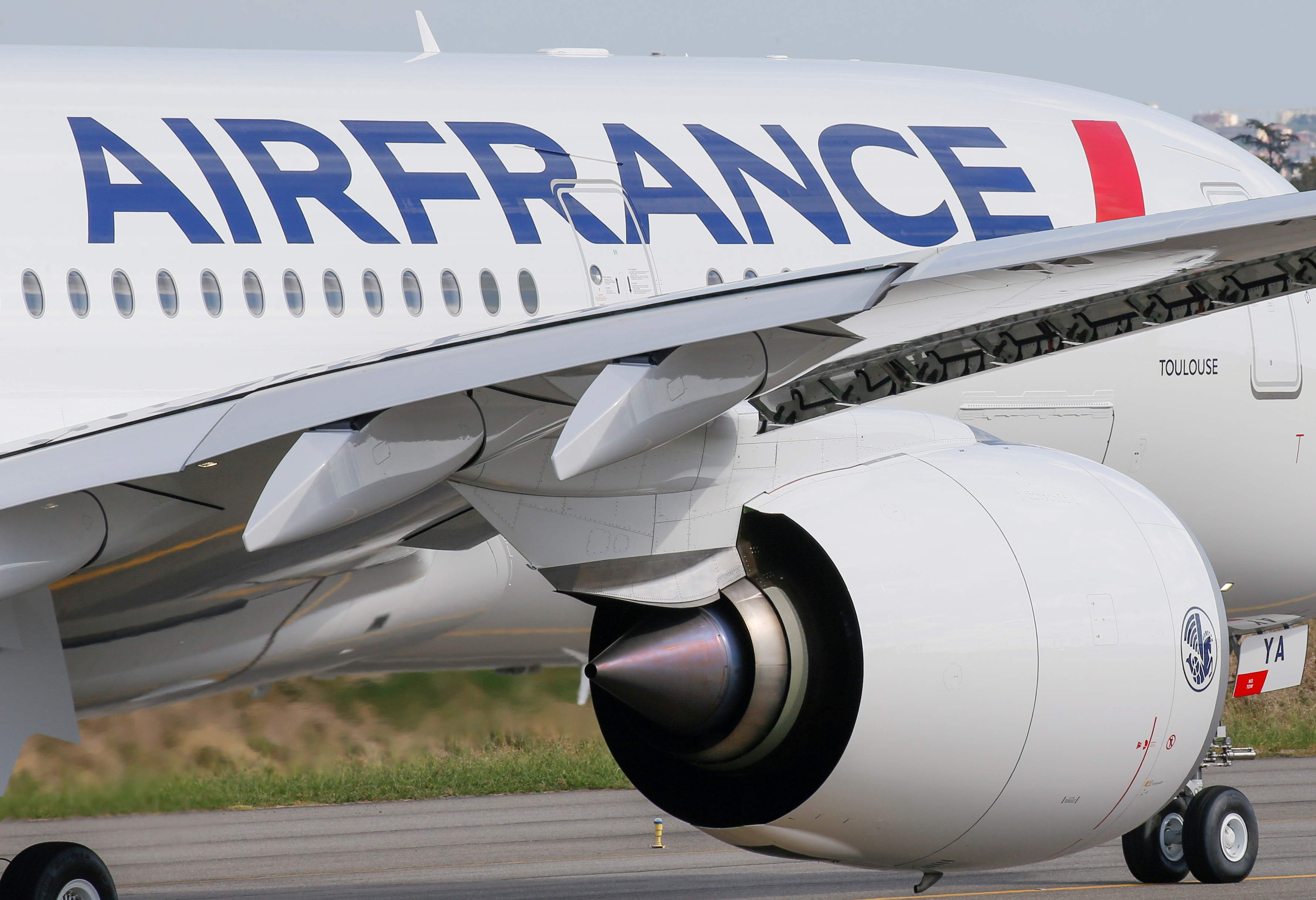 Рейс air france. АИР Франс Париж. Самолет Air France. Авиалинии Франции. Самолет авиалини францы.