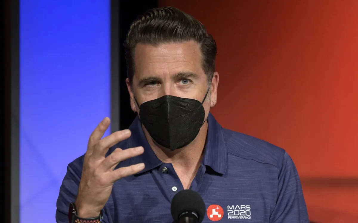 Perseverance chief engineer Adam Steltzner gives remarks during a NASA Perseverance rover initial surface checkout briefing at NASA's Jet Propulsion Laboratory in Pasadena, Calif., on Feb. 19, 2021. (Bill Ingalls/NASA via Getty Images)