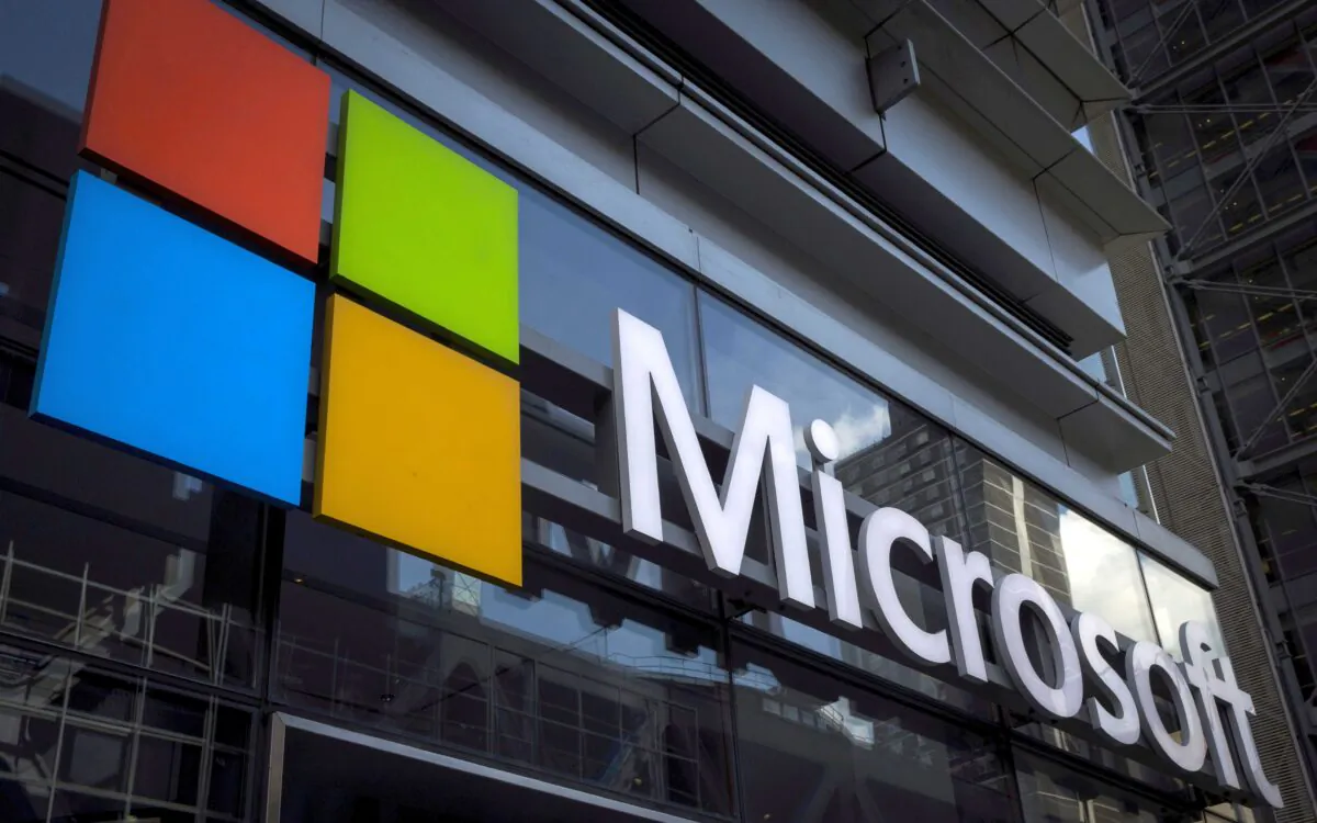 A Microsoft logo is seen on an office building in New York on July 28, 2015. (Mike Segar/Reuters)
