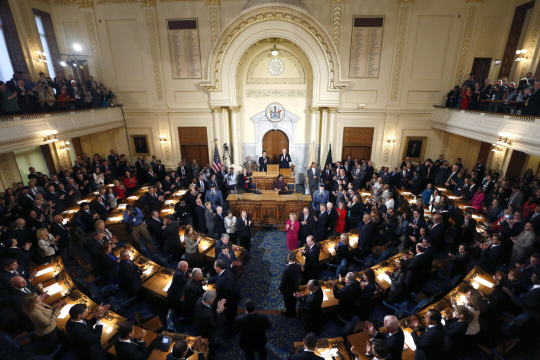 New Jersey’s Vaccine Mandate for State Capitol Will Restrict Public Access to Legislature: Republican Lawmakers