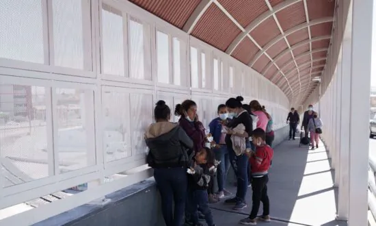 Biden Admin Awards $86.9 Million Contract to House Family Units at Border