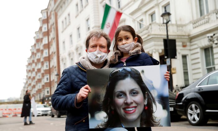 ichard Ratcliffe protests outside Iranian Embassy in London