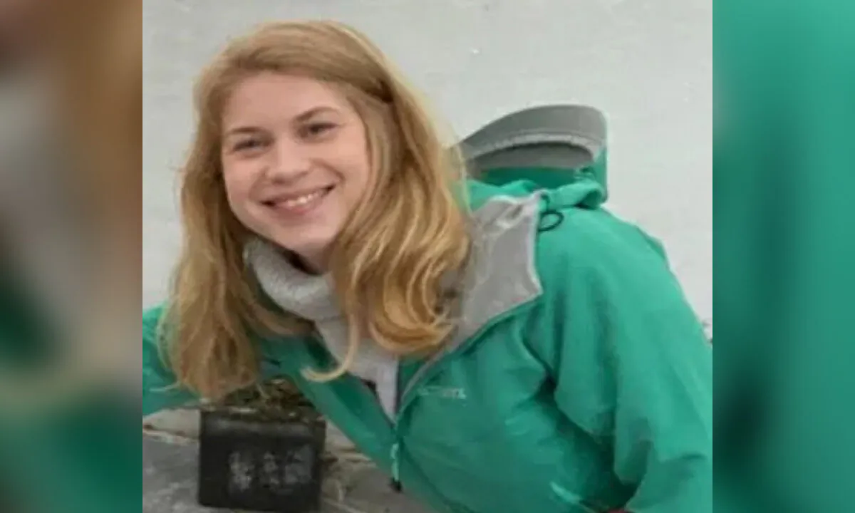 Sarah Everard, wearing the coat she wore on the night she went missing. (Met Police)