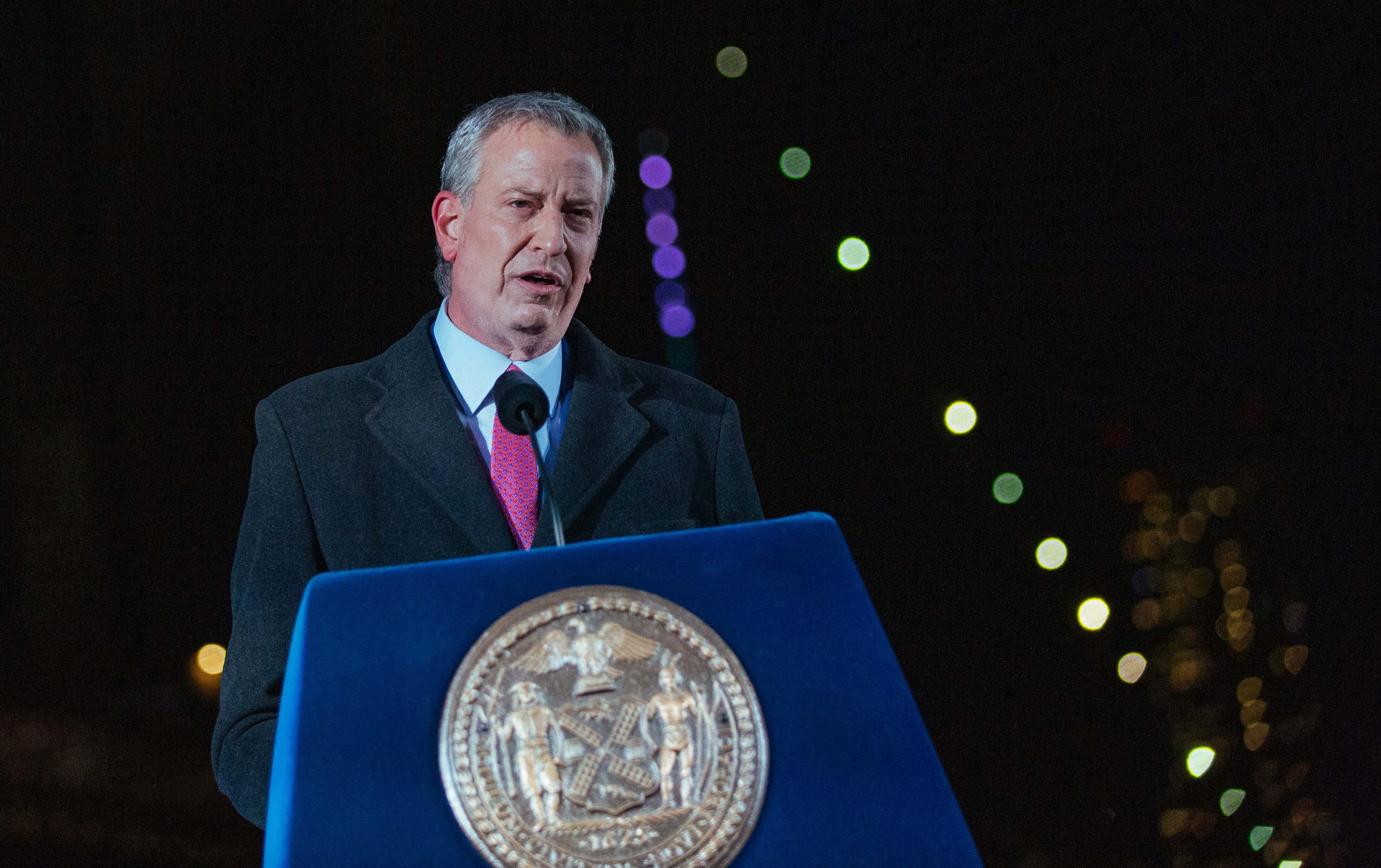 New York City Starts Requiring Proof of COVID-19 Vaccination, Photo ID at Restaurants and Gyms - Vimarsana News