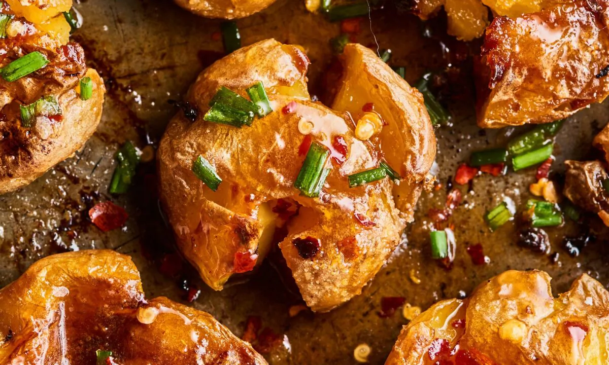 These potatoes taste like a warm, fiery hug. (Joe Lingeman/TNS)