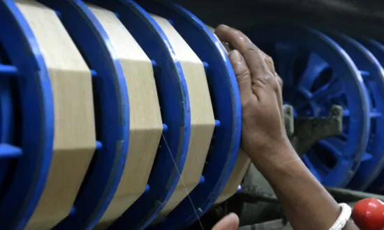 Indian Silk Industry Seeks Curbs on Chinese Dumping Amid Geopolitical Clamor