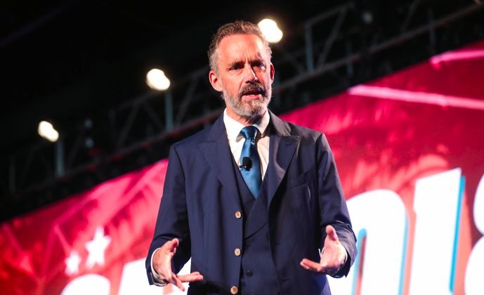 Jordan Peterson speaks at the 2018 Student Action Summit at the Palm Beach County Convention Center in West Palm Beach, Fla., on Dec. 20, 2018. (Gage Skidmore/CC BY-SA 2.0)