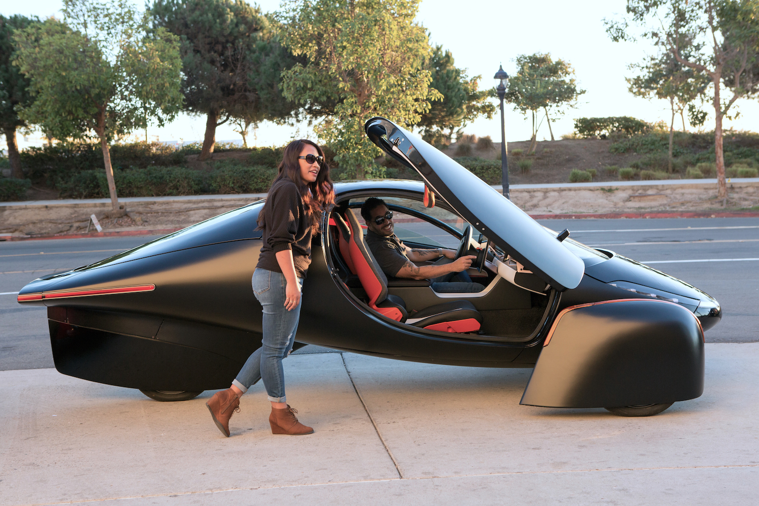 Car Designers Create Sleek Batmobile-Esque Solar Car That Never Needs to Be Charged