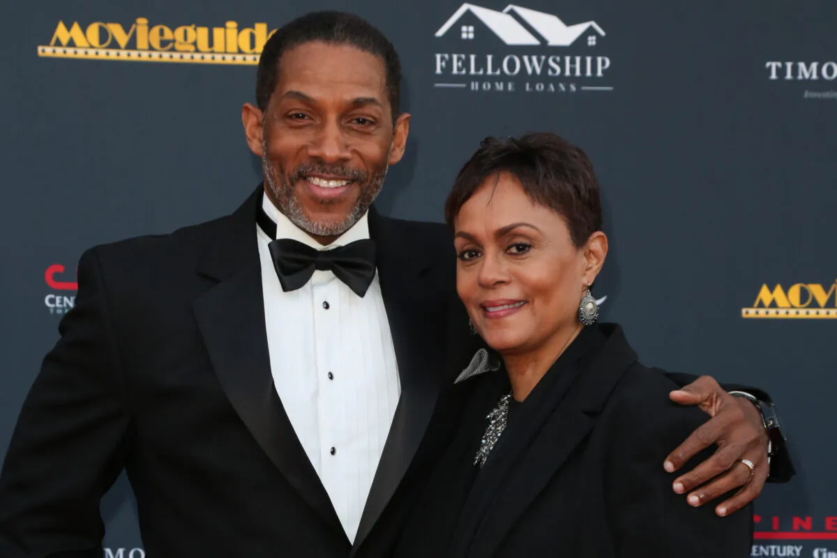 Cameron Arnett (L) attends the 28th Annual Movieguide Awards Gala at Avalon Theater in Los Angeles, Calif., on Jan. 24, 2020. (Paul Archuleta/Getty Images)