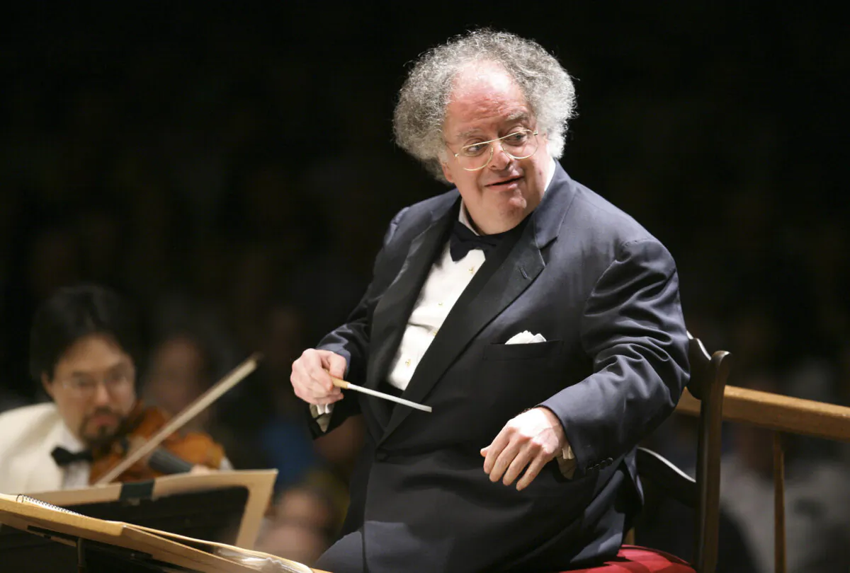 Boston Symphony Orchestra music director James Levine conducts the symphony on its opening night performance at Tanglewood in Lenox, Mass., on July 7, 2006. (Michael Dwyer/AP Photo)