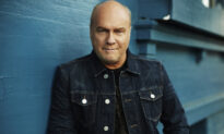 Pastor Greg Laurie’s Message for Tough Times: ‘Turn Your Panic into Prayer’